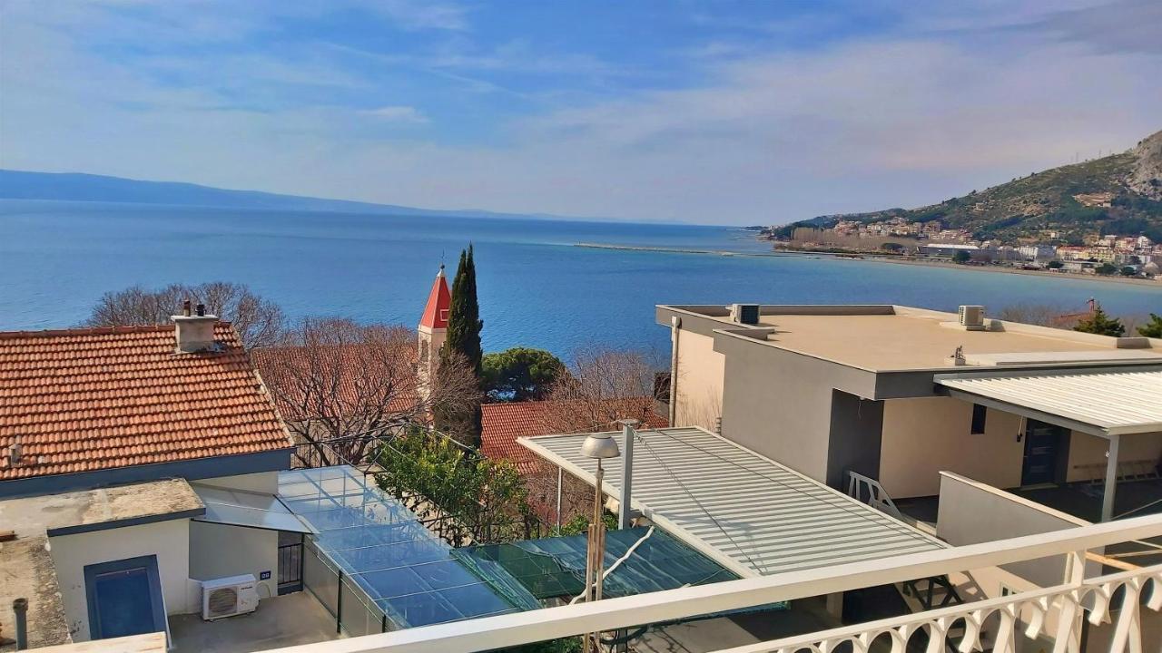 Apartment Cedo Omis Exterior photo